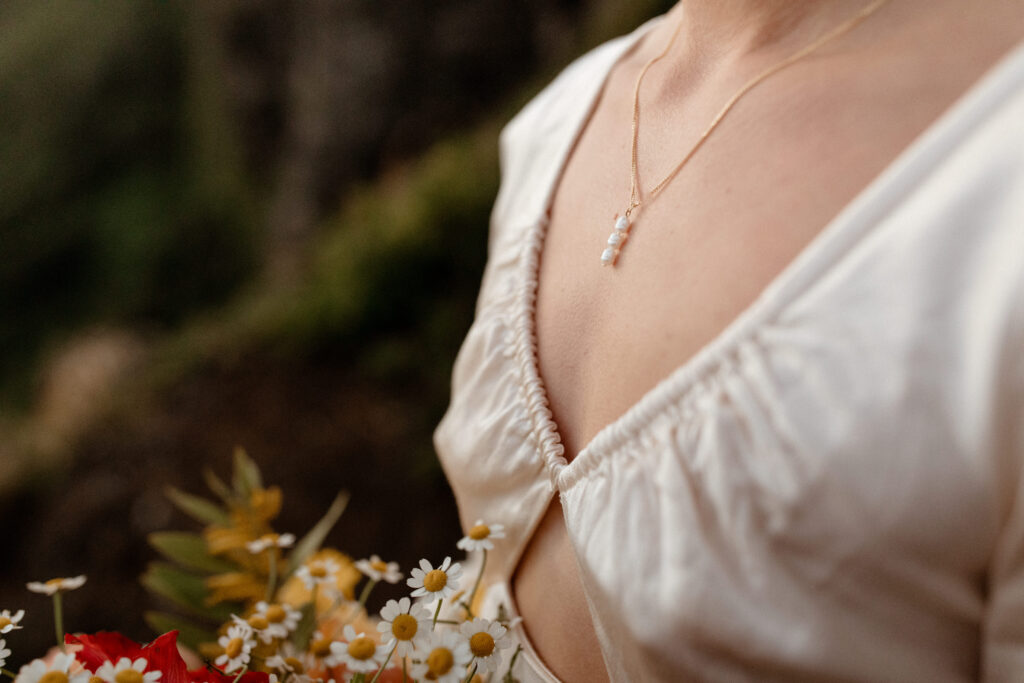Elopement jewelry inspiration featuring gold and pearls